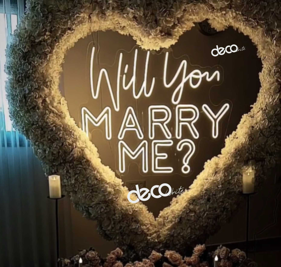 שלט נאון לד להצעת נישואין קו כפול ב MARRY ME בתוך לב ענקי מקלקר 2 מטר