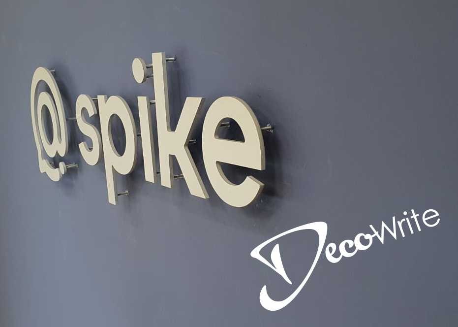 SPIKE לוגו אלומיניום ציפוי אנודייז מט בהרחקה